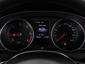 Универсал Volkswagen Passat 2017 года, 1549000 рублей, Тюмень