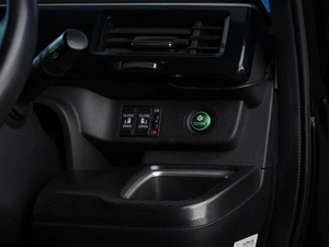 Минивэн Honda Stepwgn 2017 года, 3179090 рублей, Москва