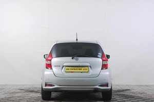 Хетчбэк Nissan Note 2017 года, 949000 рублей, Кемерово
