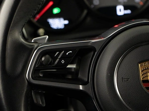 Внедорожник Porsche Macan S 2017 года, 4539999 рублей, Москва