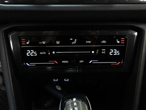 Внедорожник Volkswagen Tiguan 2021 года, 3498000 рублей, Ставрополь