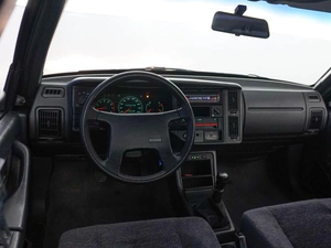 Седан Volvo 460 1993 года, 999999 рублей, Москва