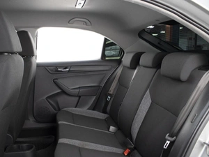 Лифтбек Skoda Rapid 2021 года, 1630000 рублей, Омск