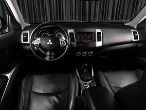 Внедорожник Mitsubishi Outlander 2012 года, 1349000 рублей, Тюмень