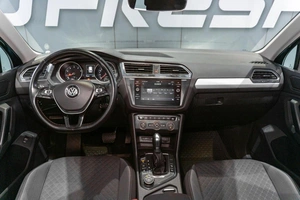 Внедорожник Volkswagen Tiguan 2017 года, 2229000 рублей, Петрозаводск