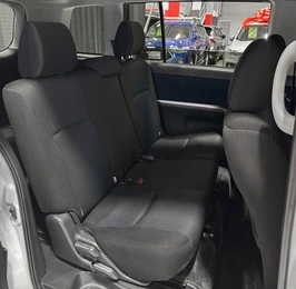 Минивэн Toyota Isis 2014 года, 1290000 рублей, Красноярск