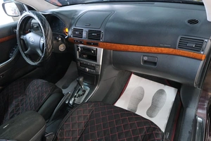 Седан Toyota Avensis 2007 года, 869000 рублей, Омск