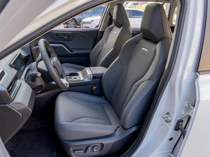 Внедорожник Toyota RAV4 2026 года, 4299000 рублей, Саратов