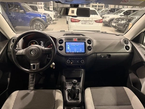 Внедорожник Volkswagen Tiguan 2011 года, 1135000 рублей, Орёл