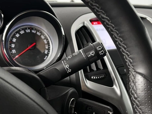 Хетчбэк Opel Astra GTC 2014 года, 999900 рублей, Казань