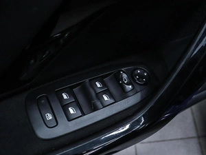 Хетчбэк Peugeot 208 2013 года, 720000 рублей, Красноярск