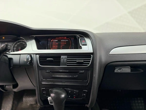 Седан Audi A4 2009 года, 799000 рублей, Красноярск