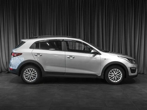 Хетчбэк Kia Rio X-Line 2018 года, 1249000 рублей, Тюмень