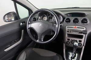 Хетчбэк Peugeot 308 2011 года, 509000 рублей, Пермь