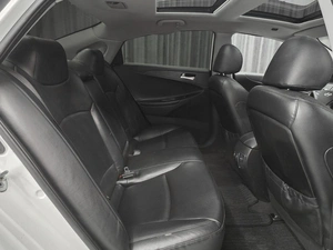 Седан Hyundai Sonata 2010 года, 925000 рублей, Красноярск