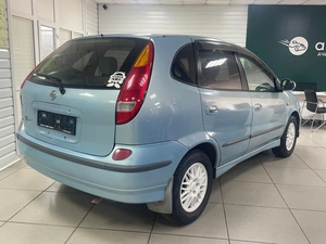 Минивэн Nissan Tino 2002 года, 369000 рублей, Ачинск