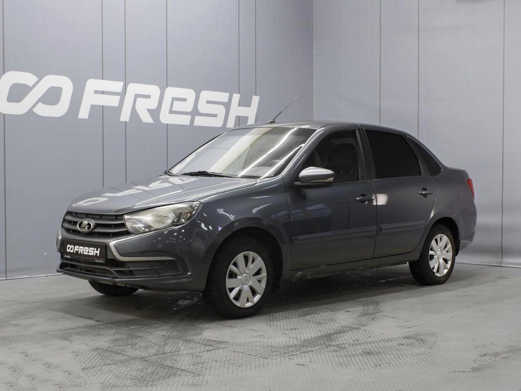 Седан ВАЗ (LADA) Granta 2018 года, 550000 рублей, Омск