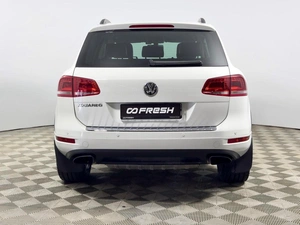 Внедорожник Volkswagen Touareg 2012 года, 2499900 рублей, Казань