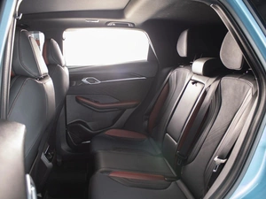 Внедорожник Geely Coolray 2023 года, 2190000 рублей, Омск