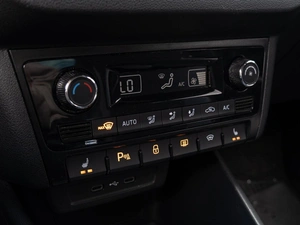 Лифтбек Volkswagen Polo 2021 года, 1685000 рублей, Краснодар