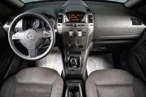 Минивэн Opel Zafira 2008 года, 399000 рублей, Сургут