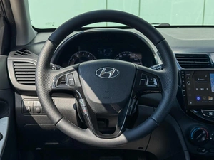 Седан Hyundai Solaris 2013 года, 849000 рублей, Большой Сочи