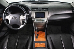 Седан Toyota Camry 2008 года, 1189000 рублей, Сургут