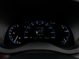 Внедорожник Toyota Yaris Cross 2021 года, 2407000 рублей, Тюмень