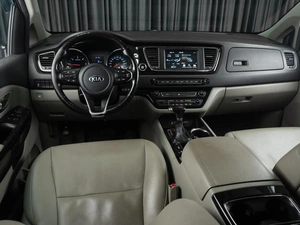 Минивэн Kia Carnival 2019 года, 3579000 рублей, Тюмень
