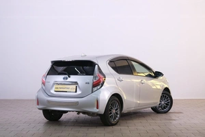 Хетчбэк Toyota Aqua 2018 года, 1229000 рублей, Омск