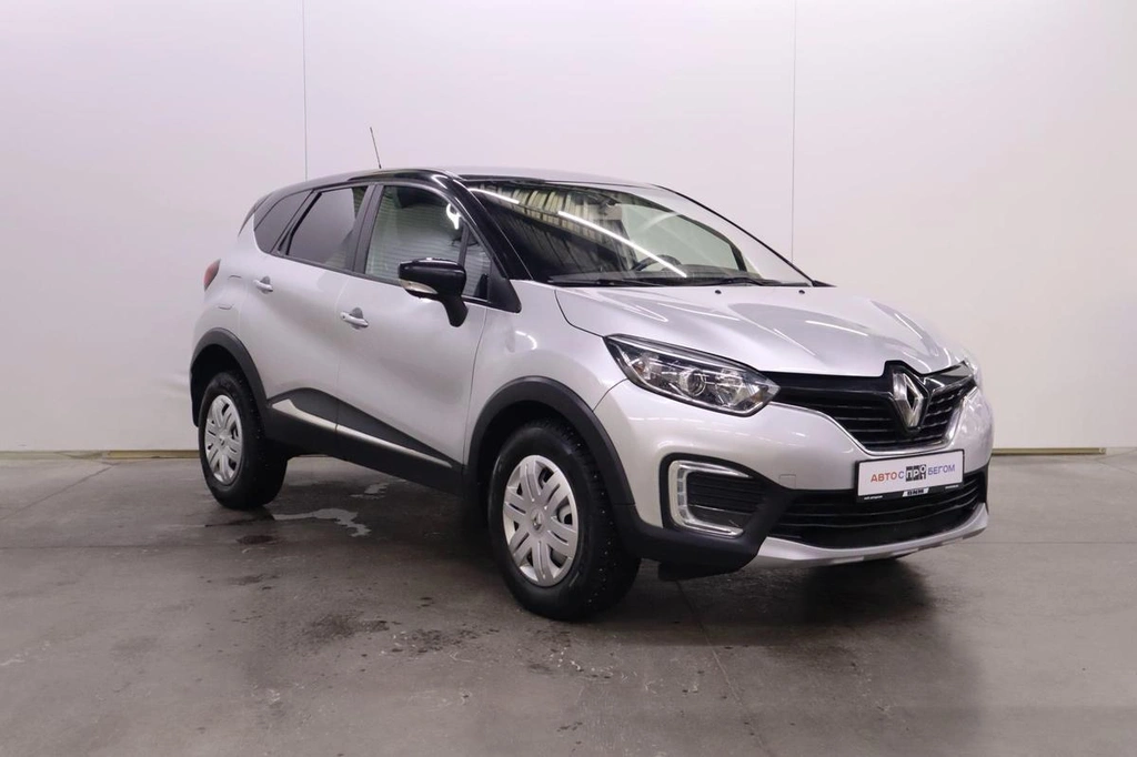 Внедорожник Renault Kaptur 2016 года, 1300000 рублей, Брянск
