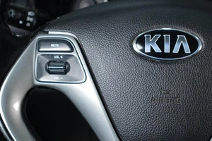 Седан Kia Rio 2016 года, 1059000 рублей, Тюмень