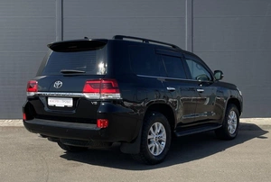 Внедорожник Toyota Land Cruiser 2019 года, 5450000 рублей, Солонцы