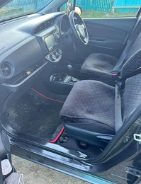 Хетчбэк Toyota Vitz 2019 года, 930000 рублей, Нижний Ингаш
