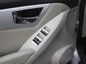 Внедорожник Lifan X60 2013 года, 560000 рублей, Омск
