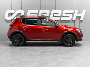 Хетчбэк Renault Sandero Stepway 2021 года, 989000 рублей, Тюмень
