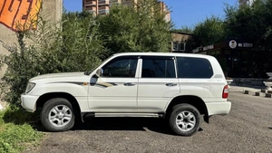 Внедорожник Toyota Land Cruiser 2006 года, 2500000 рублей, Красноярск