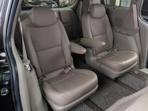 Минивэн Kia Carnival 2019 года, 3579000 рублей, Тюмень