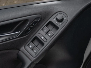 Хетчбэк Volkswagen Golf 2011 года, 850000 рублей, Краснодар