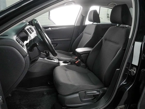 Седан Volkswagen Jetta 2013 года, 1369000 рублей, Воронеж