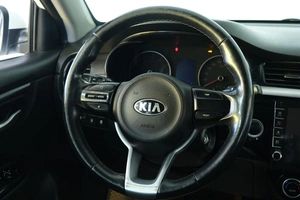 Седан Kia Rio 2019 года, 1379000 рублей, Омск