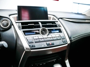 Внедорожник Lexus NX 2017 года, 3300000 рублей, Красноярск