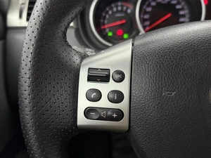 Хетчбэк Nissan Tiida 2012 года, 750000 рублей, Орёл