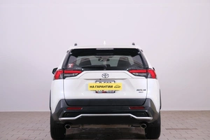 Внедорожник Toyota RAV4 2019 года, 4049000 рублей, Омск