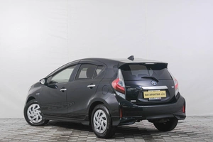 Хетчбэк Toyota Aqua 2019 года, 1349000 рублей, Кемерово