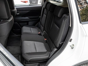 Внедорожник Mitsubishi Outlander 2019 года, 1840000 рублей, Краснодар