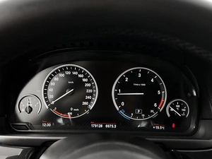 Седан BMW 5 серия 2013 года, 2099900 рублей, Казань