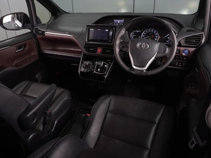 Минивэн Toyota Esquire 2016 года, 2335000 рублей, Воронеж