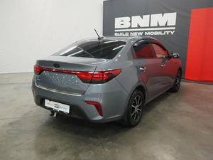 Седан Kia Rio 2019 года, 1530000 рублей, Курск