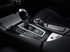 Седан BMW 5 серия 2013 года, 1799999 рублей, Москва